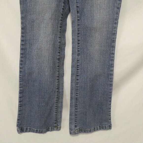 LONDON BLUES - Petites | 4P | Bootcut Jeans | Studded Waist | *Missing Button - Picture 6 of 16